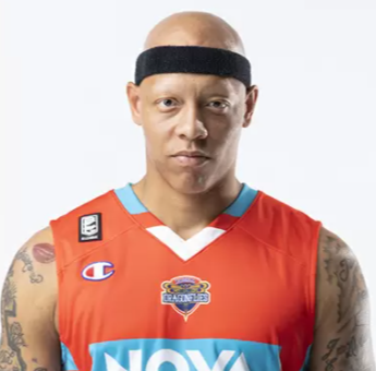 https://img.huakehe.cn/img/basketball/player/bd0aa37a21d7ee93afdd96a955dec63c.png